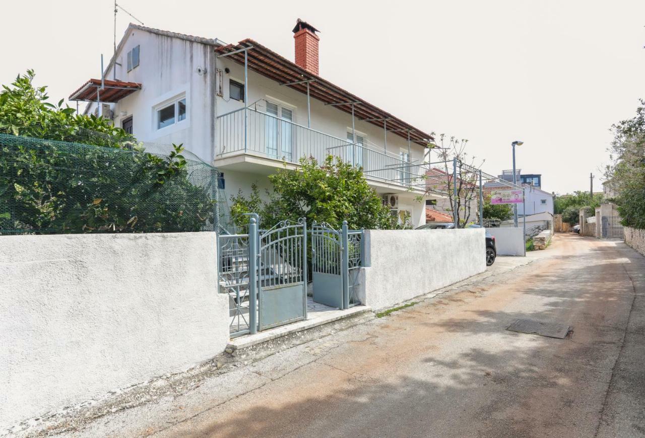 Studio Apartment Ana Supetar Exterior foto